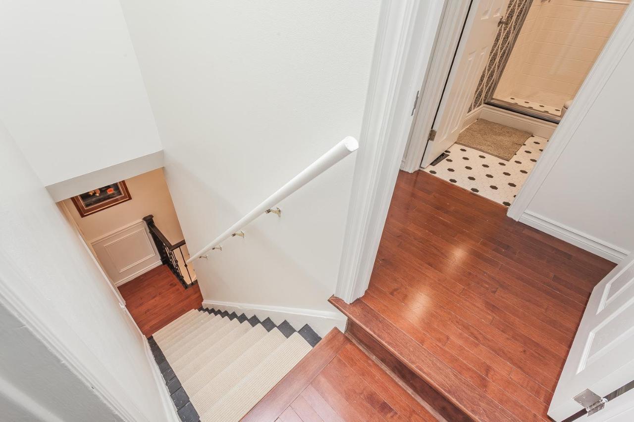 E Residential Luxury Rental Toronto Eksteriør bilde